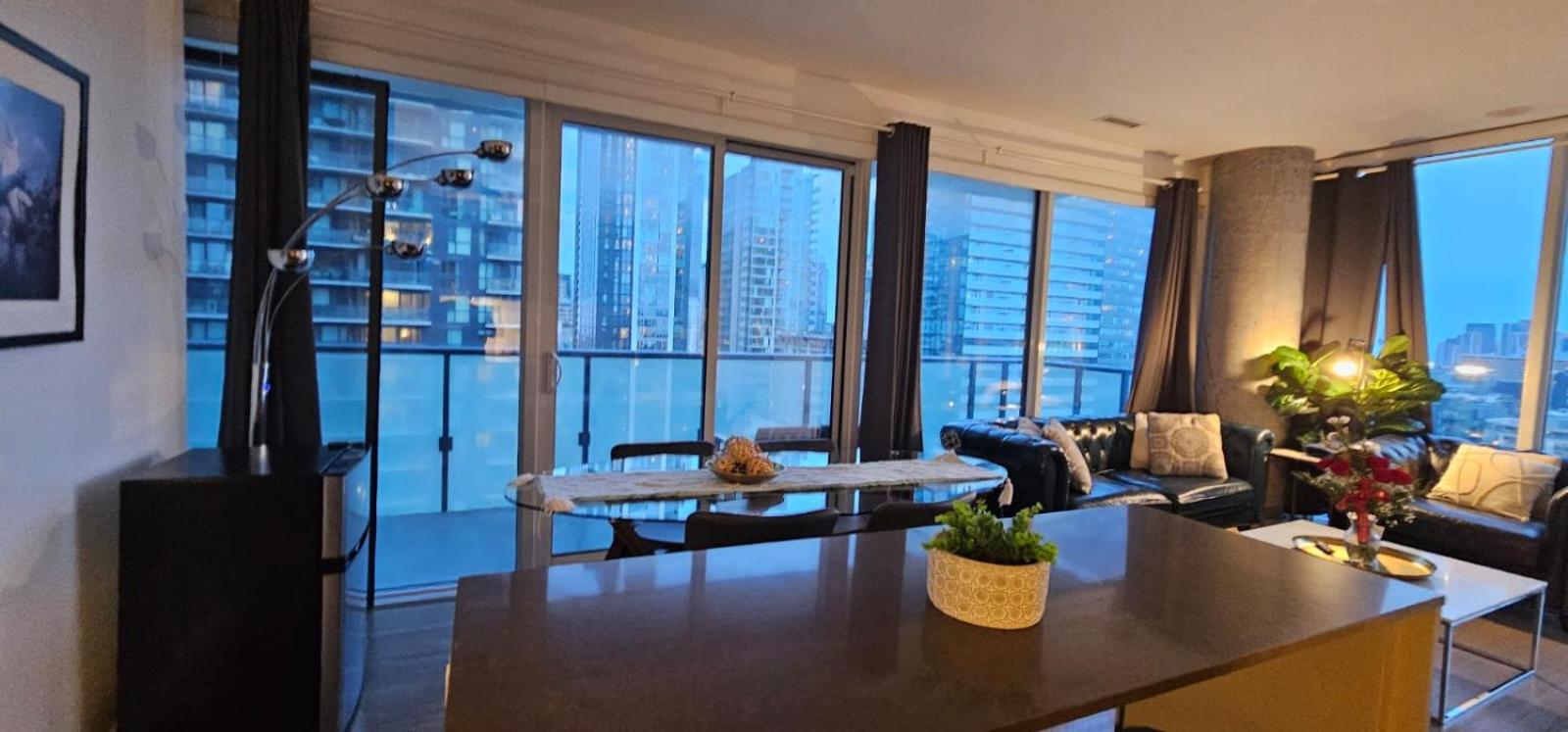 Blue Jays CN Tower Suite