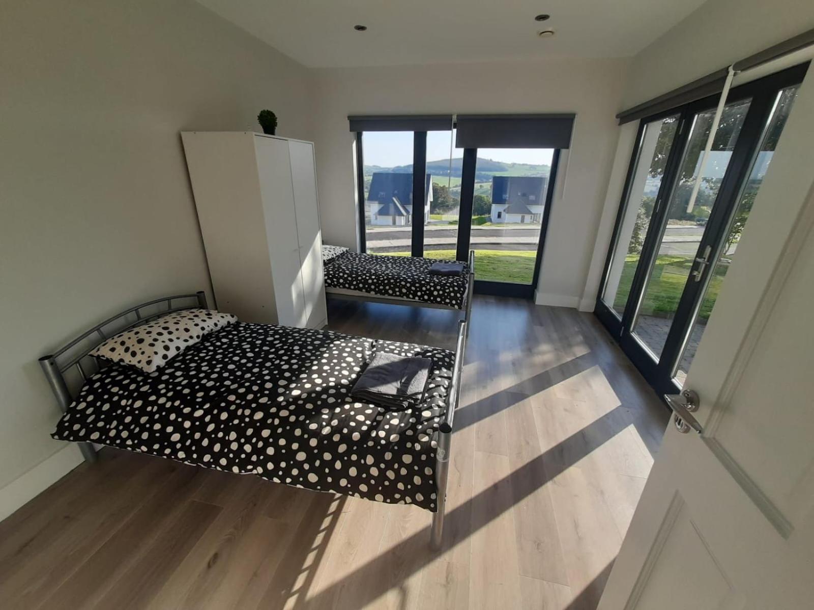 Gorey Private Lodging & Holiday Mansion