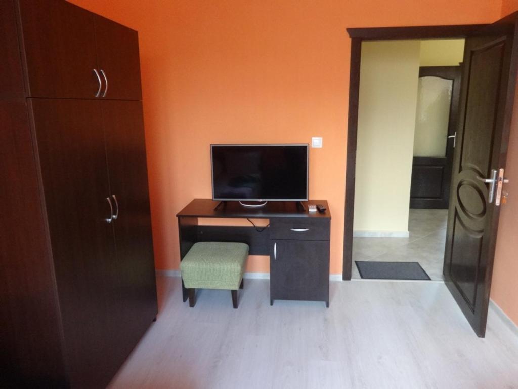 Guest House Karaulanov