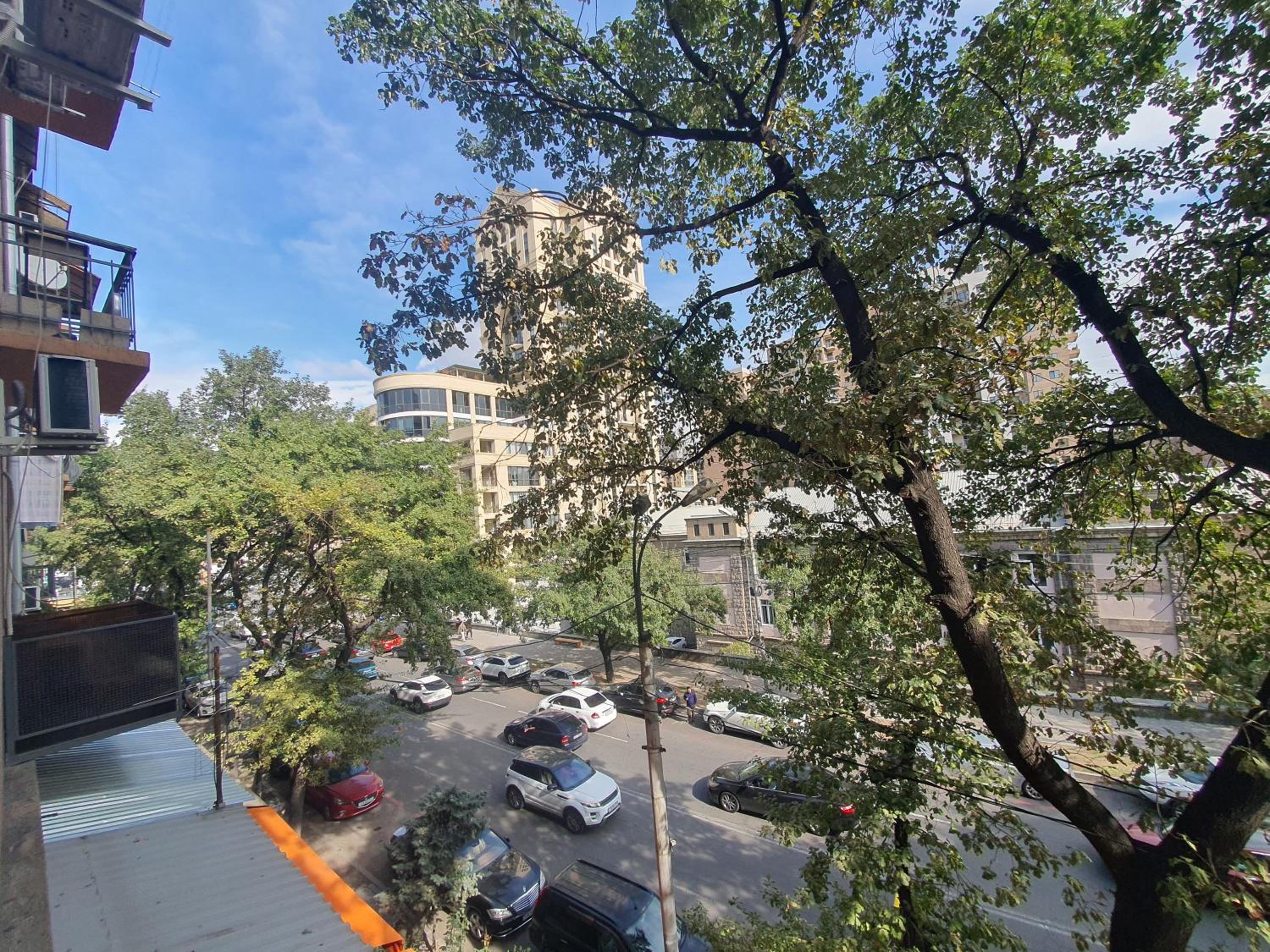 Jaz music style apt in Yerevan
