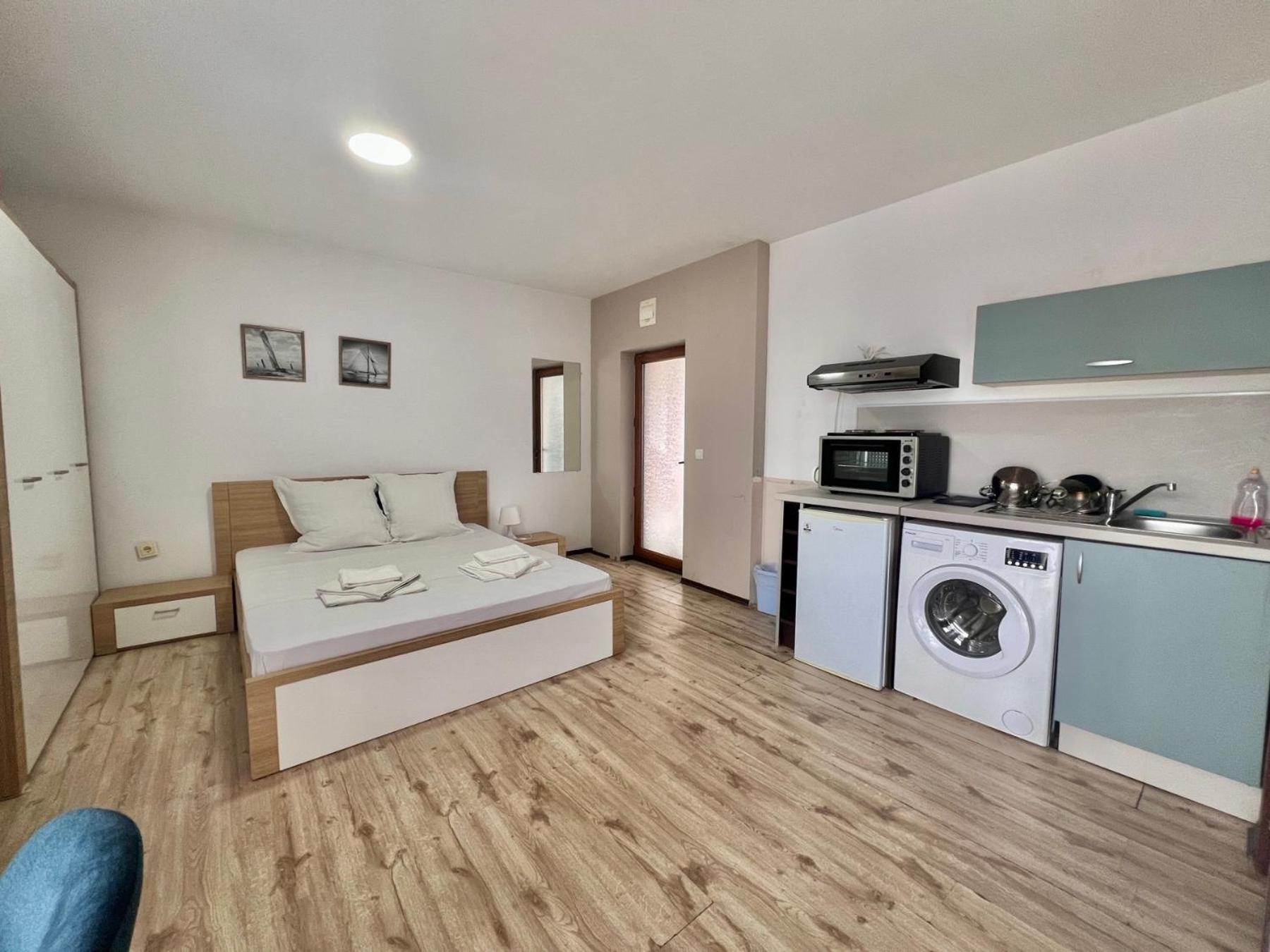 Kiara Apartments
