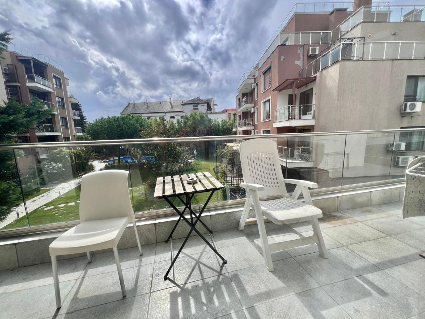 Kiara Apartments