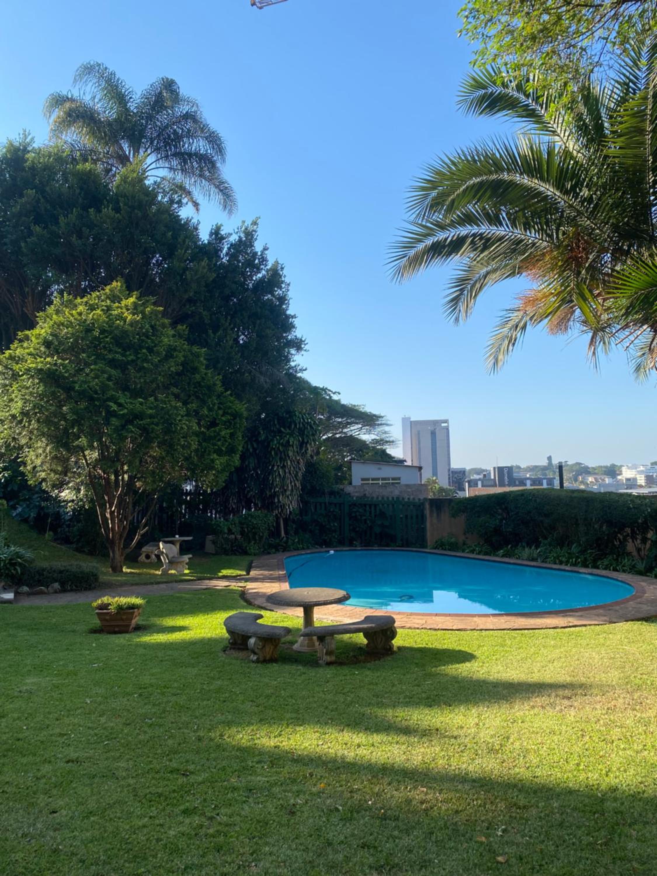 Cozy Fully Furnished Apartment, Ridgewood view 4