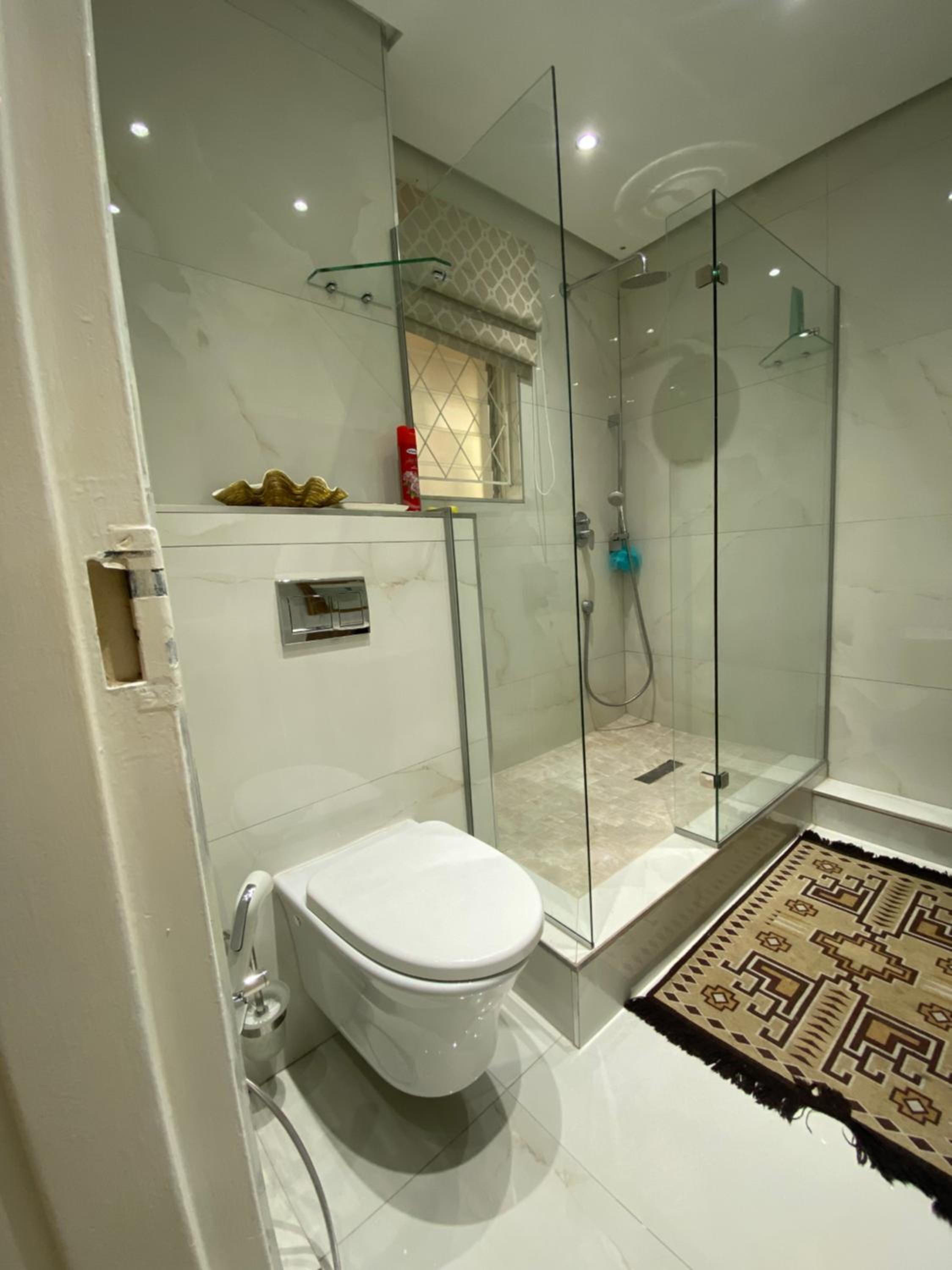 Cozy Fully Furnished Apartment, Ridgewood view 5