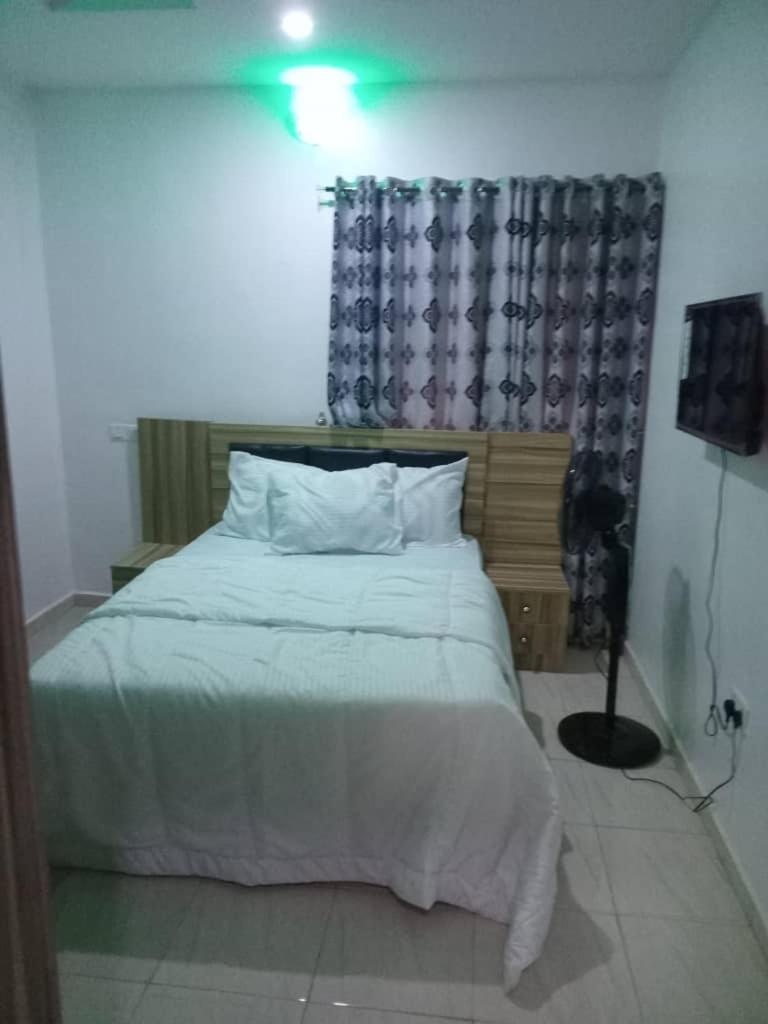 Molayo Luxury Apartment Omolayo Estates Akobo Ojurin Ibadan