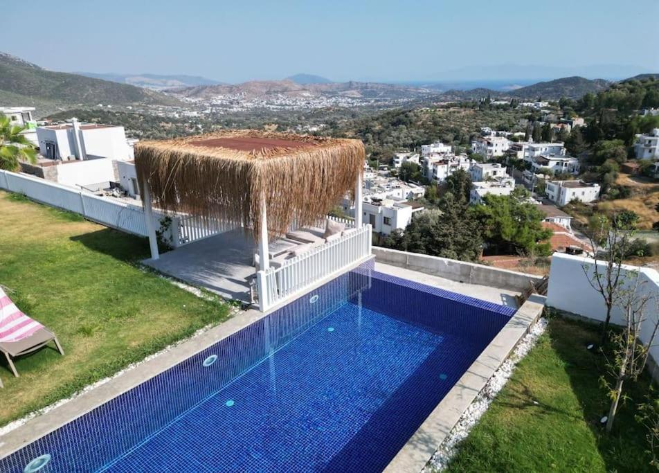 Villa YAKA