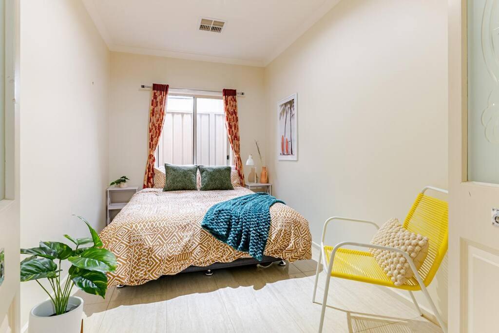 Morden Elegant 4 Bedroom House