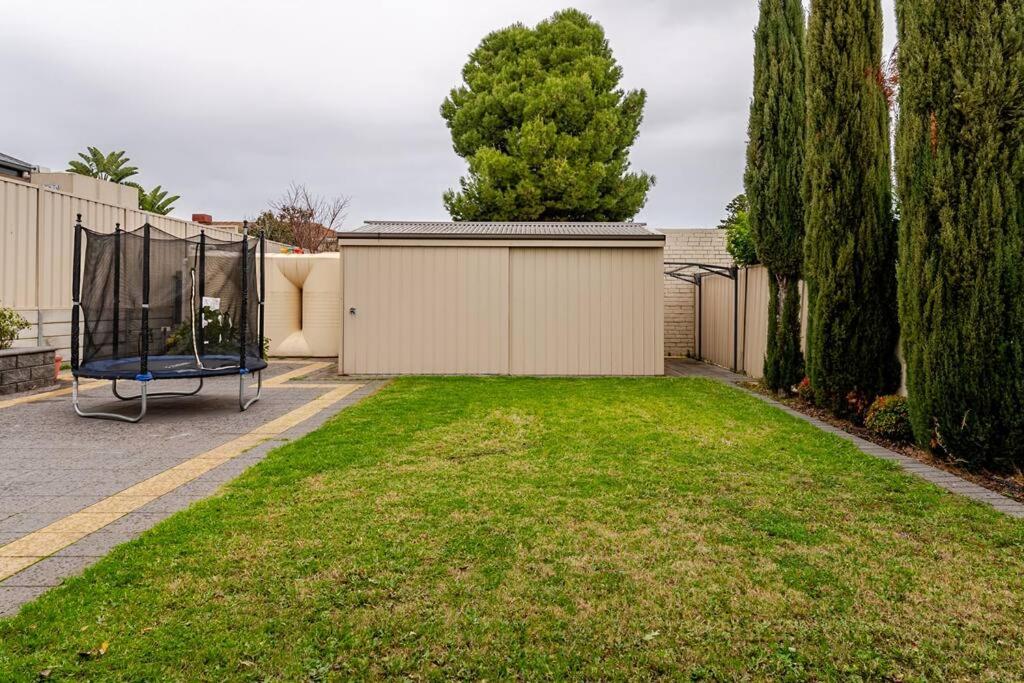 Morden Elegant 4 Bedroom House