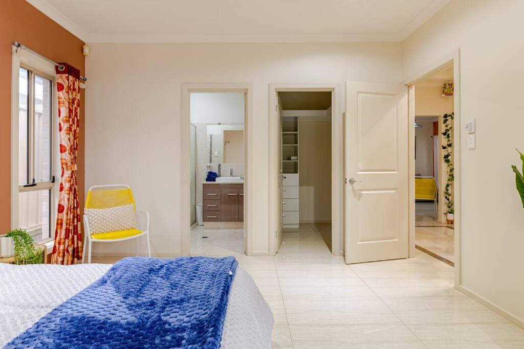 Morden Elegant 4 Bedroom House