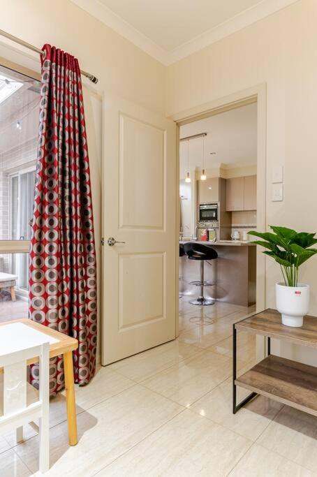 Morden Elegant 4 Bedroom House