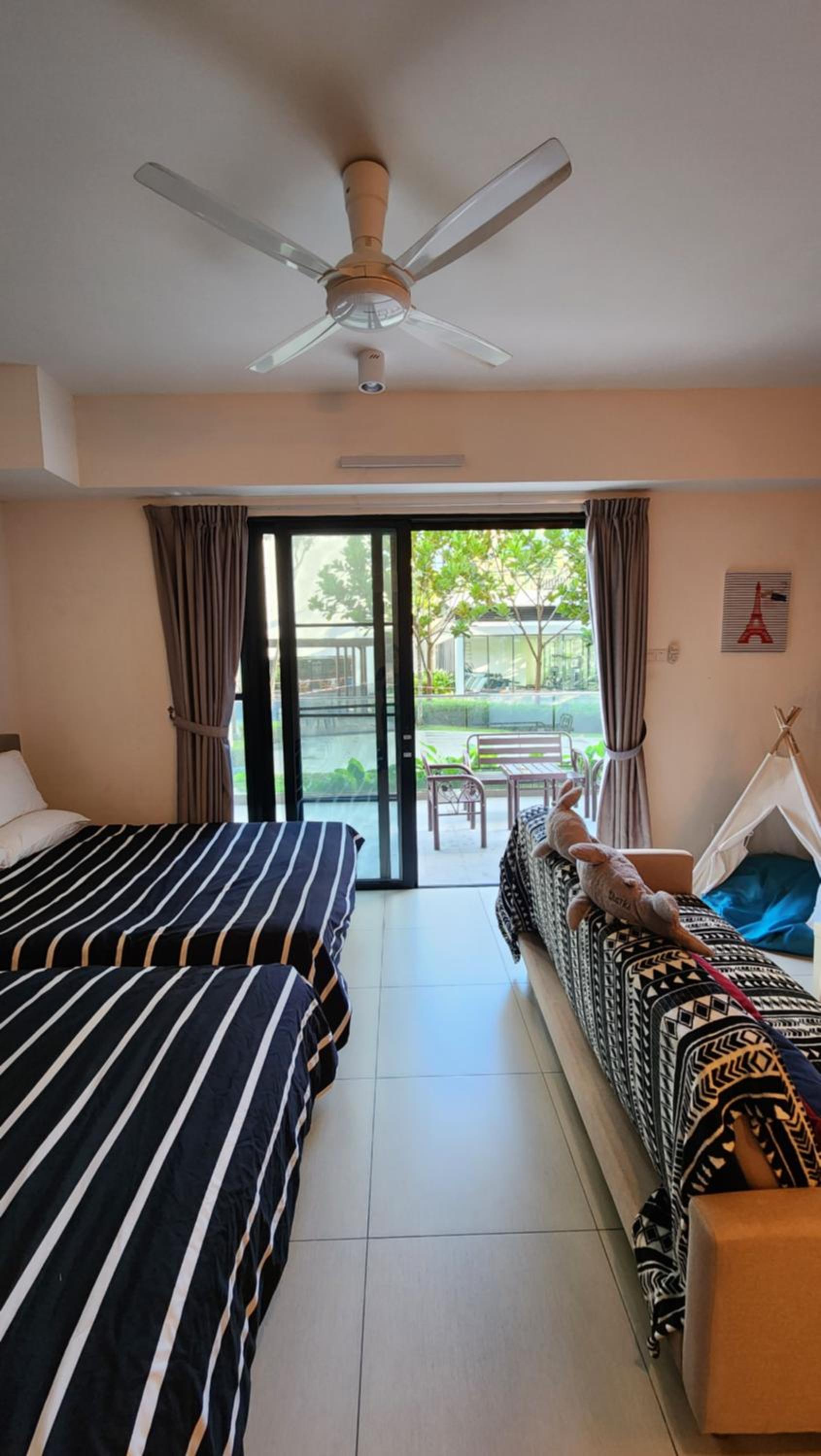 Midhills nearby Swimming Pool