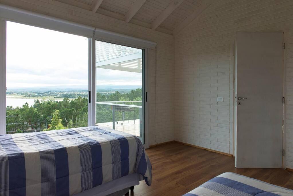 Dique Los Molinos Exclusiva casa vista al lago