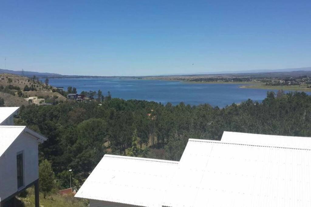 Dique Los Molinos Exclusiva casa vista al lago