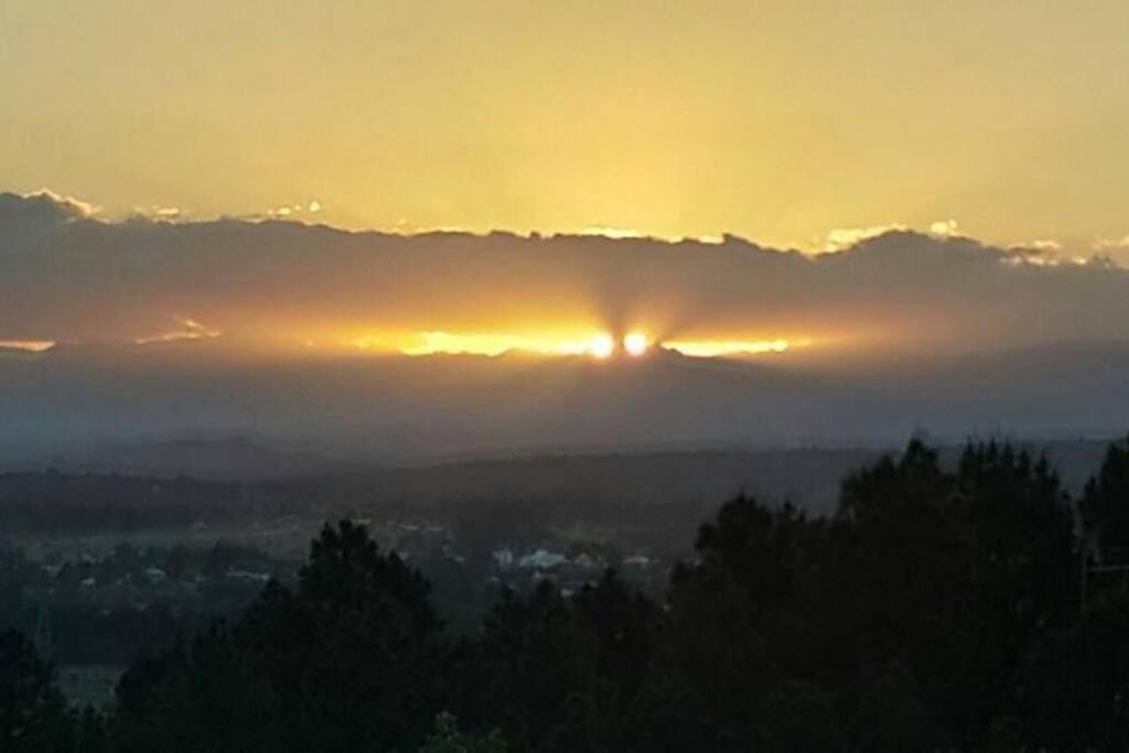 Dique Los Molinos Exclusiva casa vista al lago