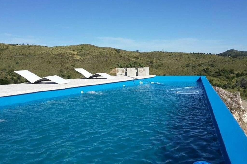 Dique Los Molinos Exclusiva casa vista al lago