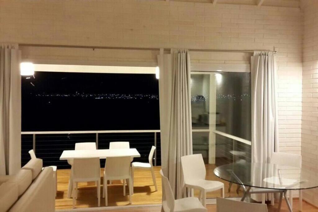 Dique Los Molinos Exclusiva casa vista al lago