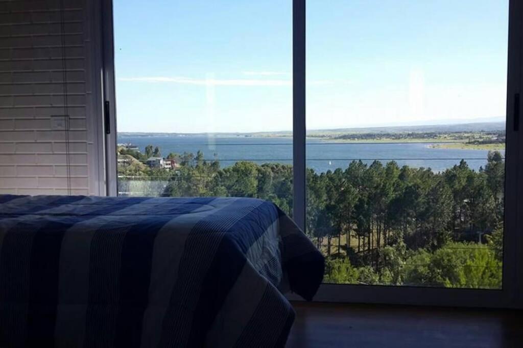 Dique Los Molinos Exclusiva casa vista al lago