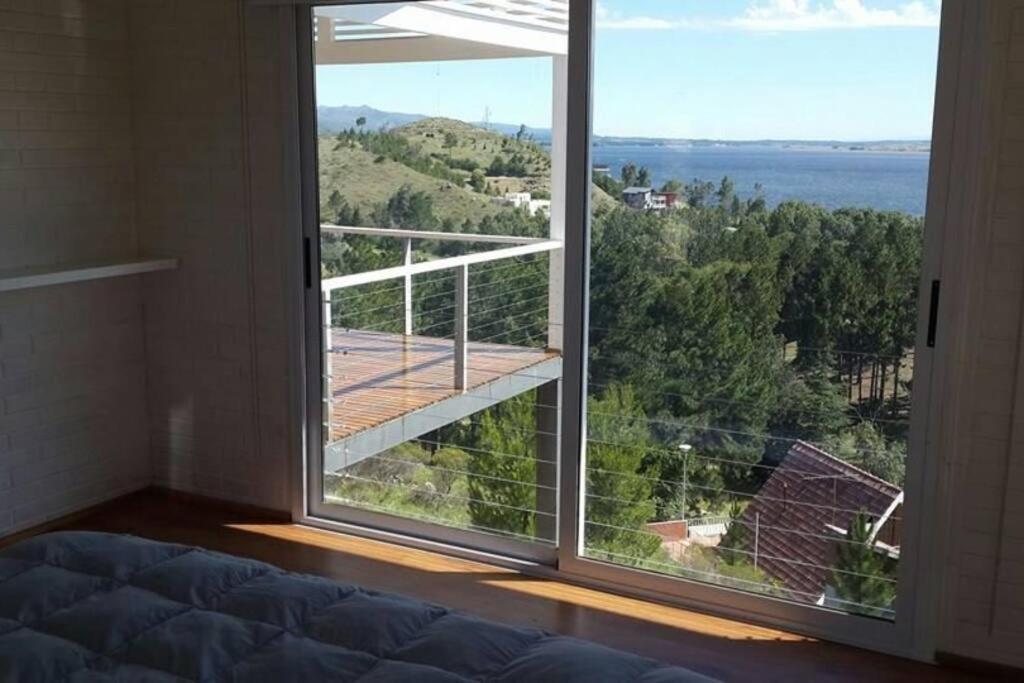 Dique Los Molinos Exclusiva casa vista al lago
