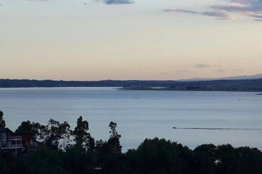 Dique Los Molinos Exclusiva casa vista al lago