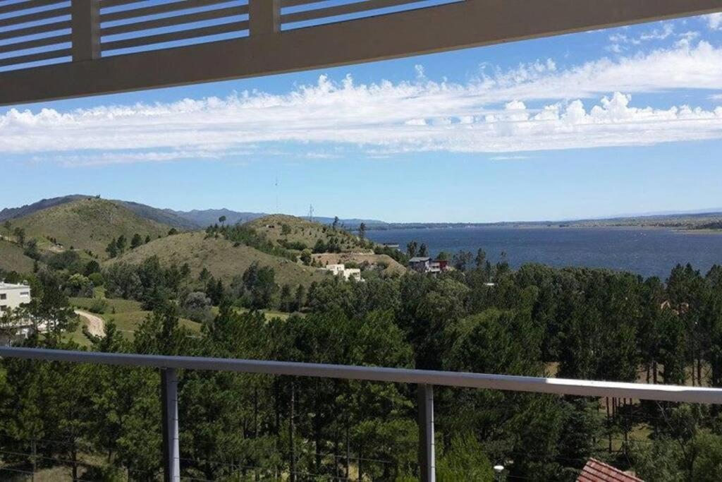 Dique Los Molinos Exclusiva casa vista al lago