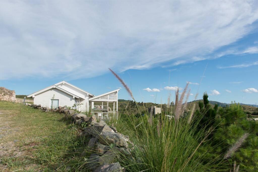 Dique Los Molinos Exclusiva casa vista al lago