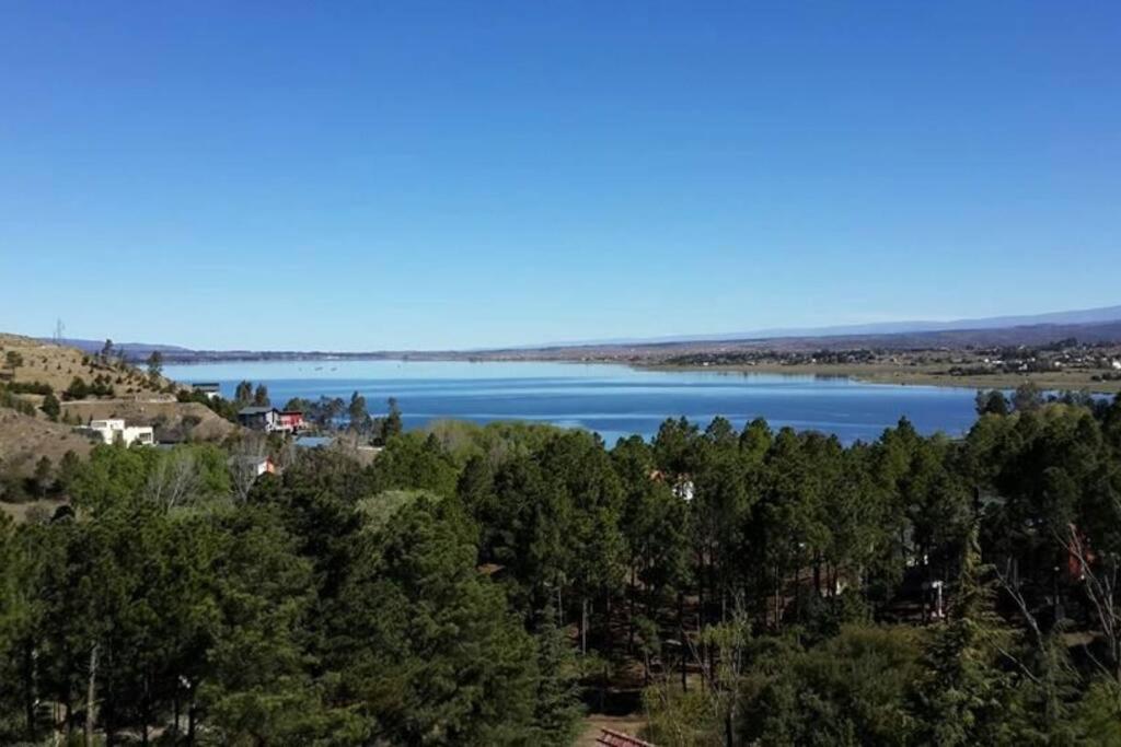 Dique Los Molinos Exclusiva casa vista al lago