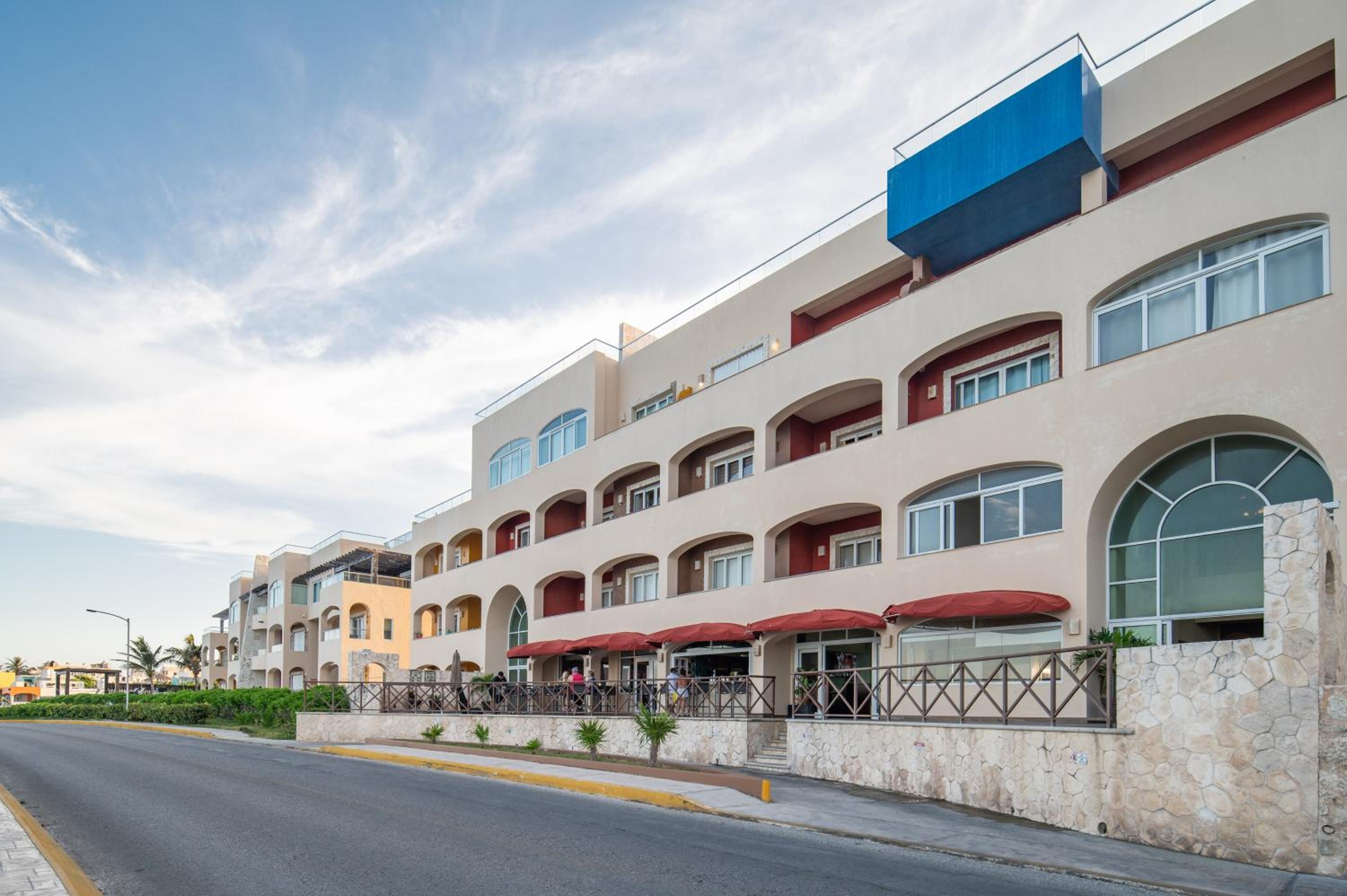 Shama Apartment beach front view 4