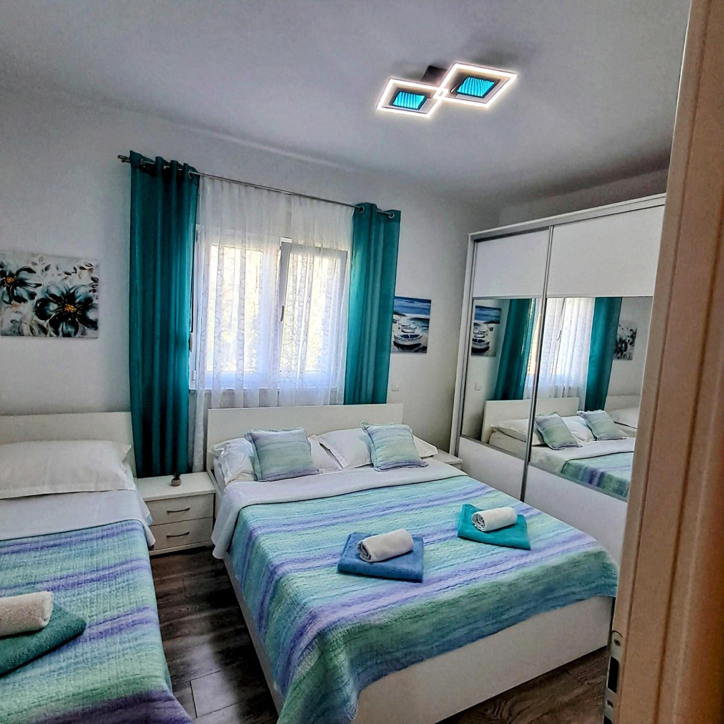 Apartment Radalj view 2