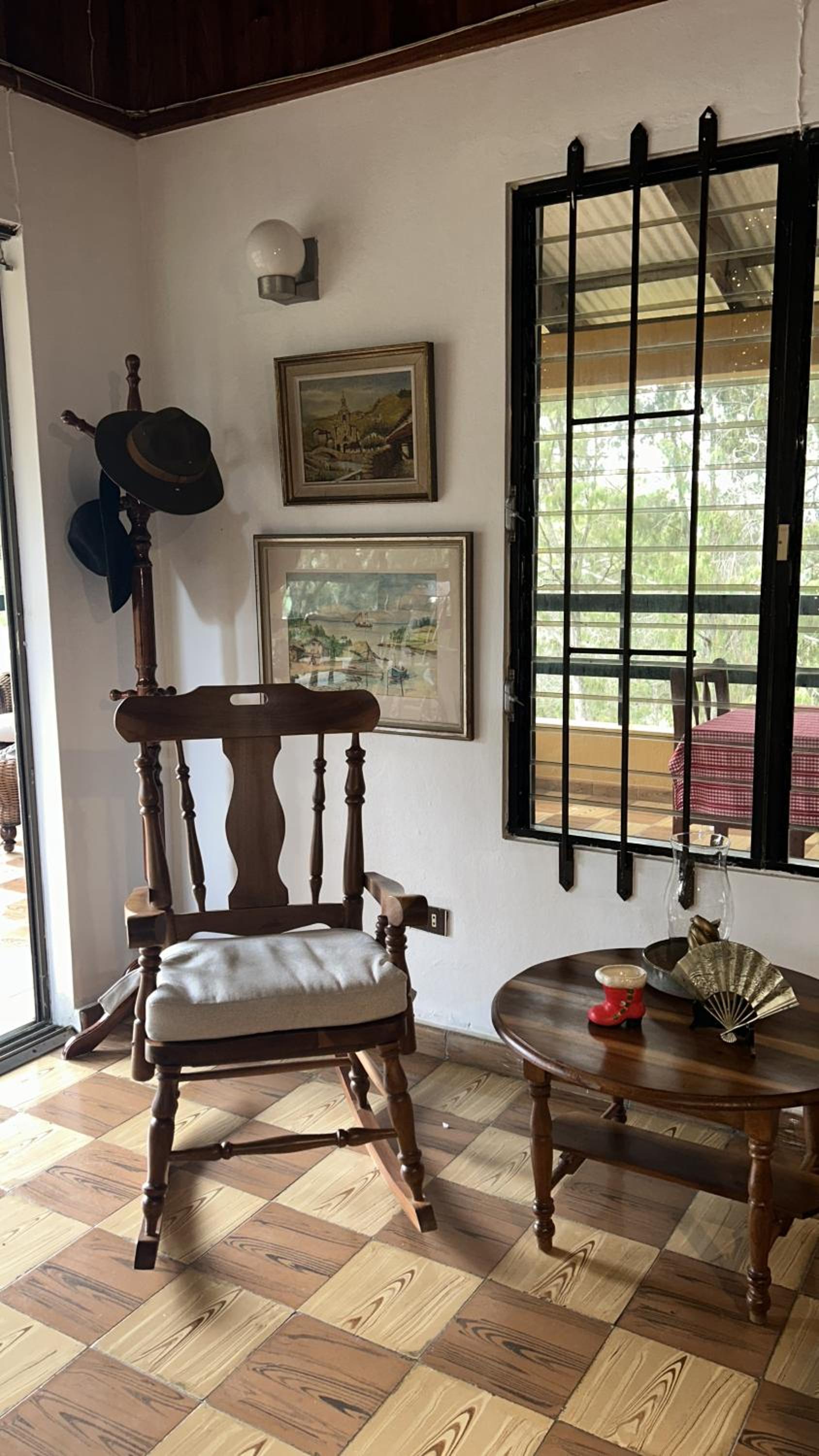 Vintage Cabin GB