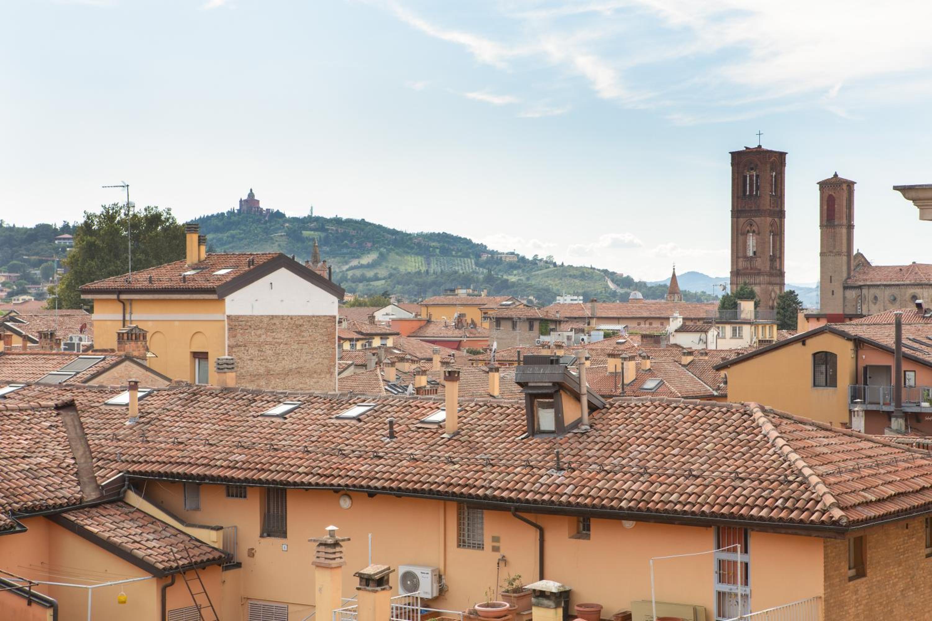 ENJOY - Luxury Experience Apartment in the heart of Bologna photo 5