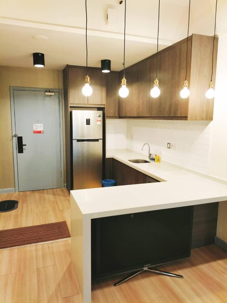 Global tourism services suite at times square