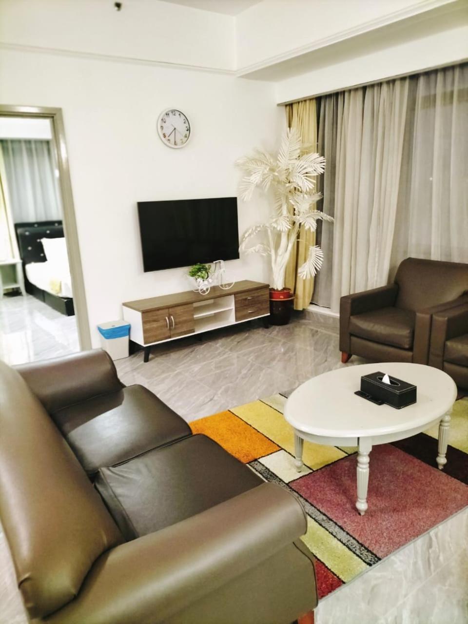 Global tourism services suite at times square