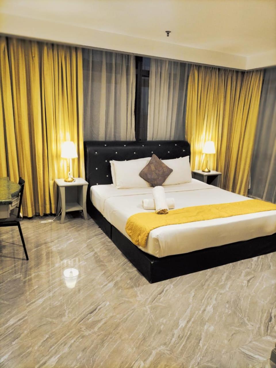 Global tourism services suite at times square