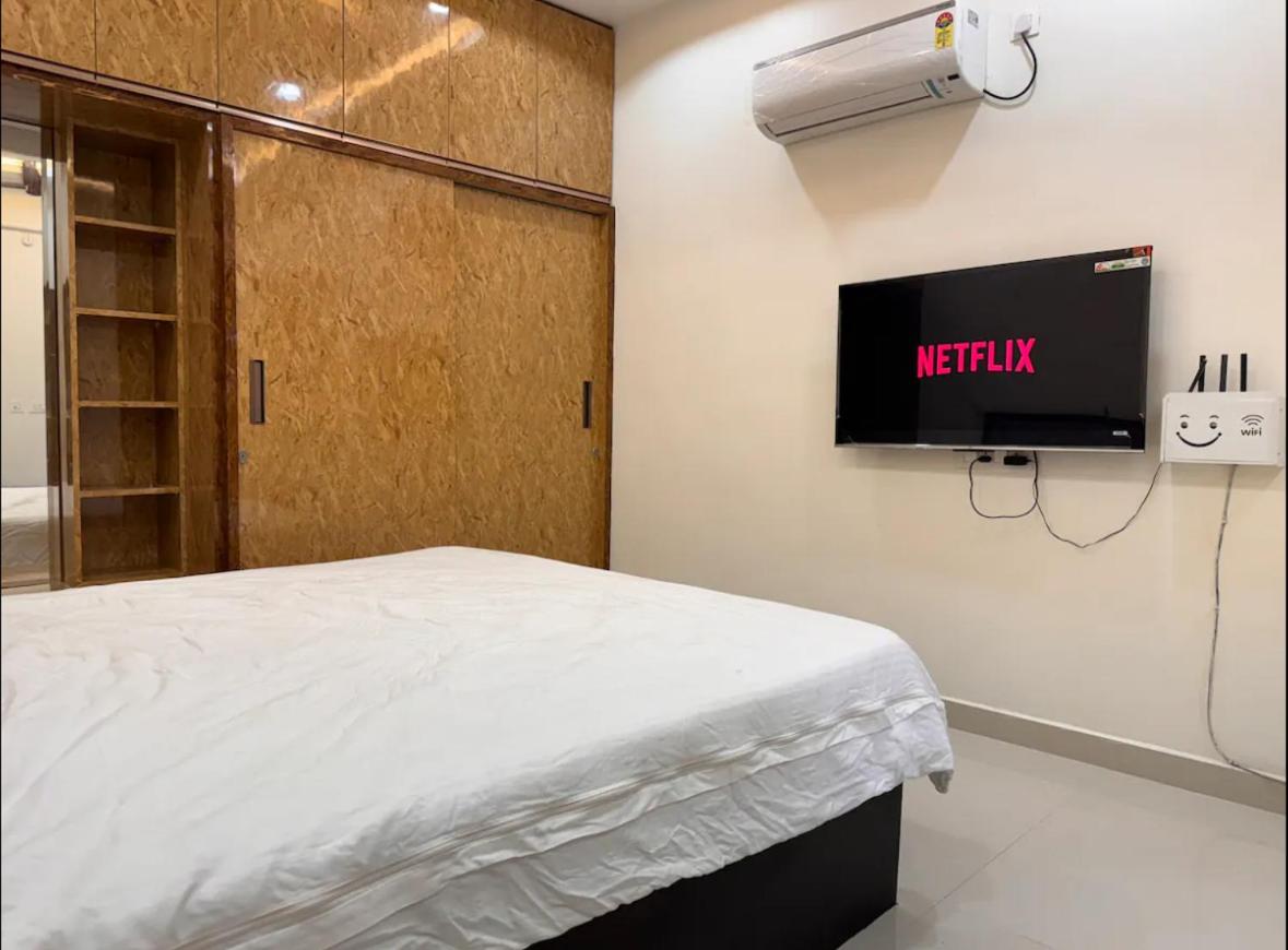 Cosy villa staycation near Hyderabad view 3