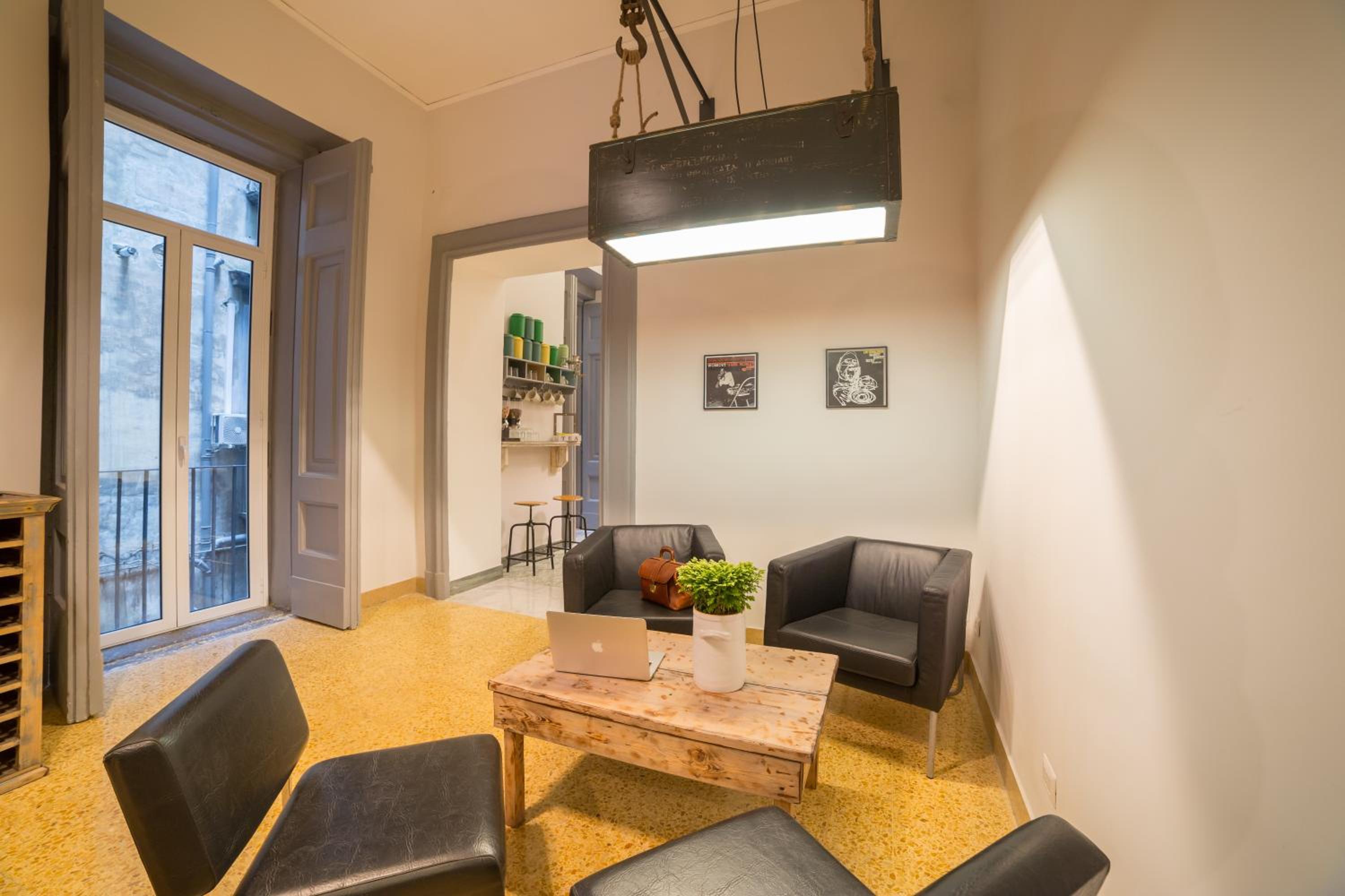 lounge
