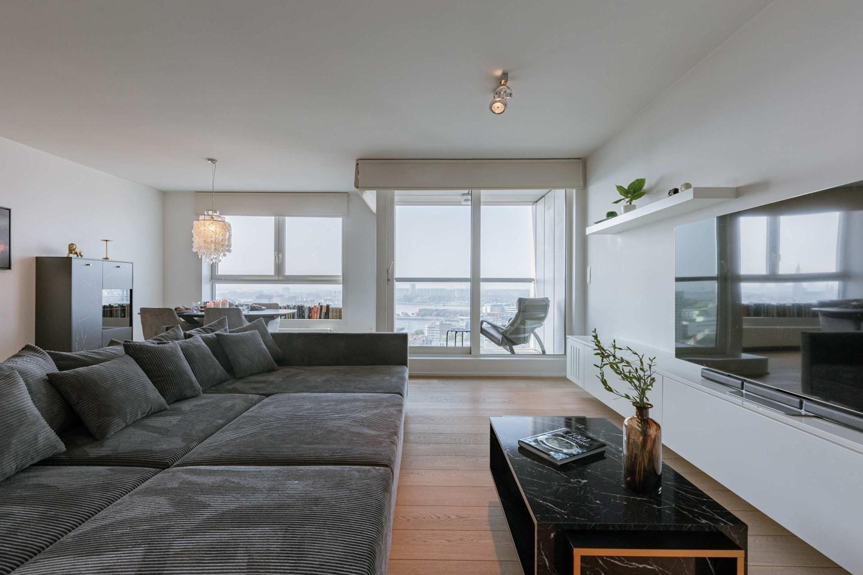 Modern Antwerp Apartment with City Views & 2 Bedrooms