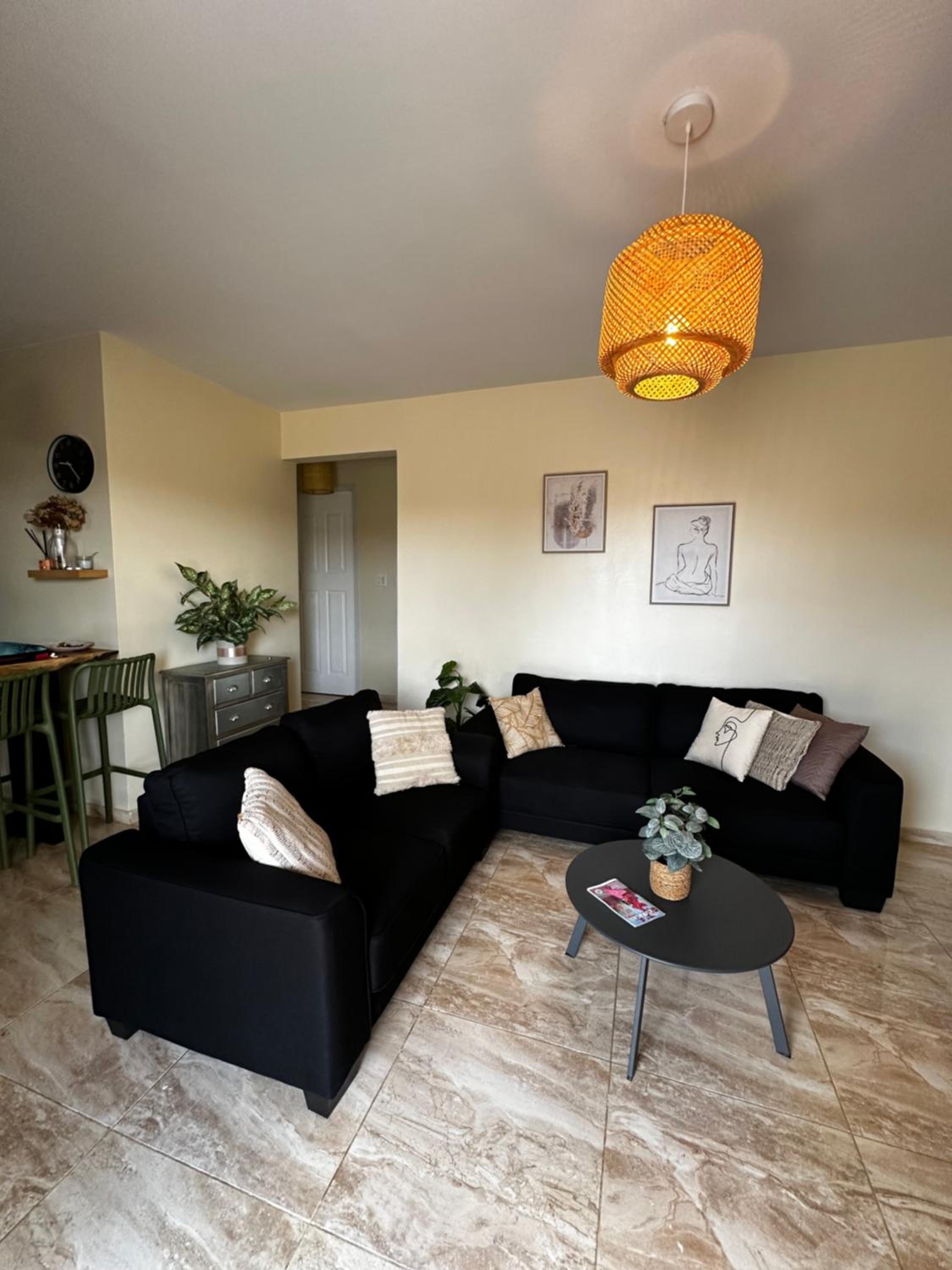 Cozy 3 Bedroom 2 bath home with patio
