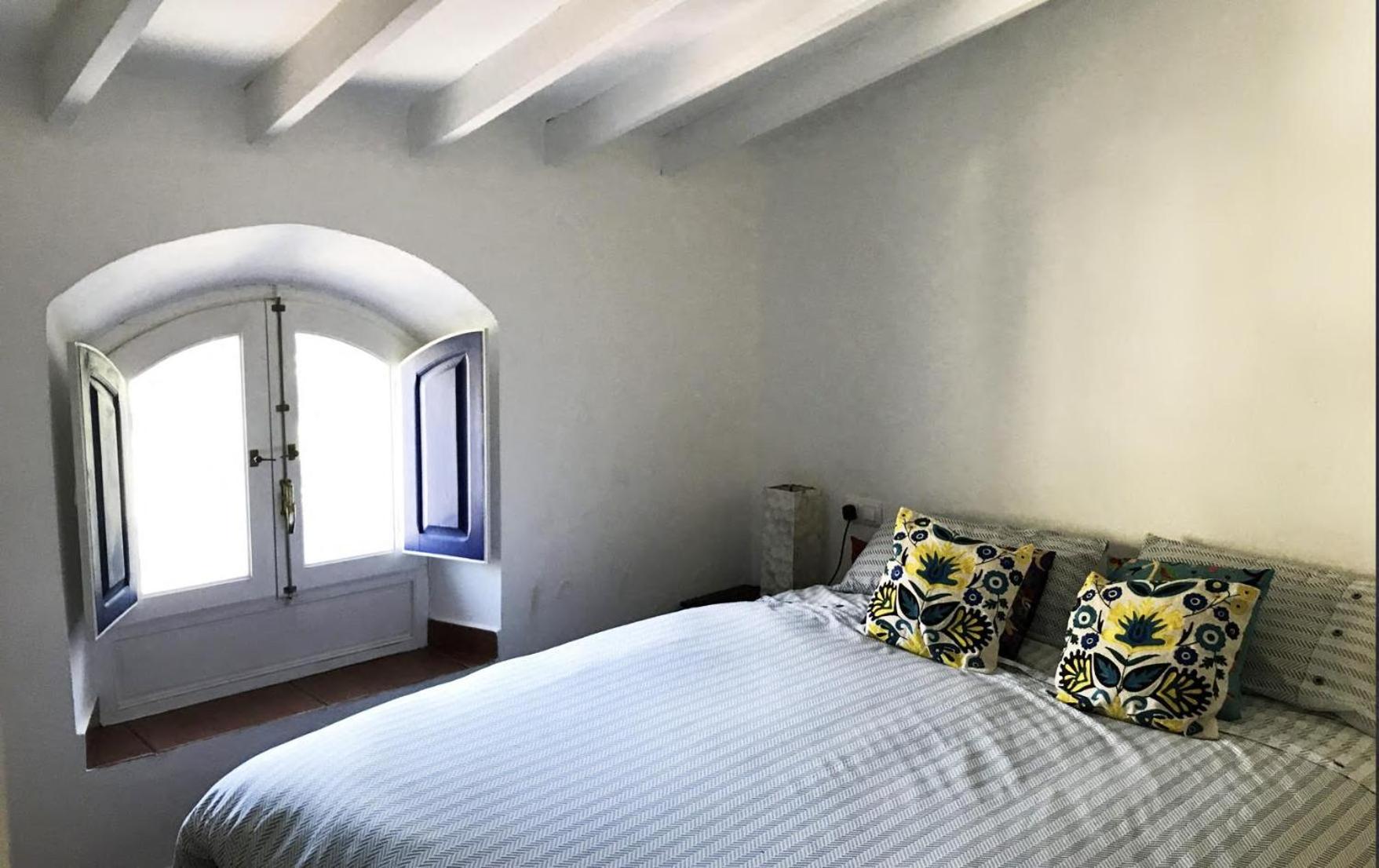 Cactus & Almonds Beautiful holiday hideaway