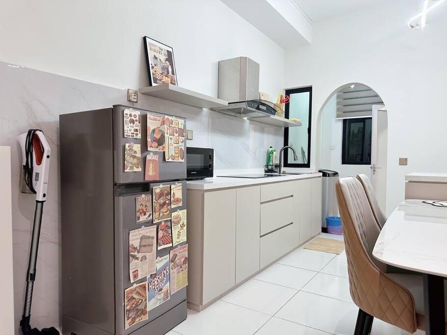 2BR Sky 5pax Creamy Style JB Bukit Indah Lotus Aeon