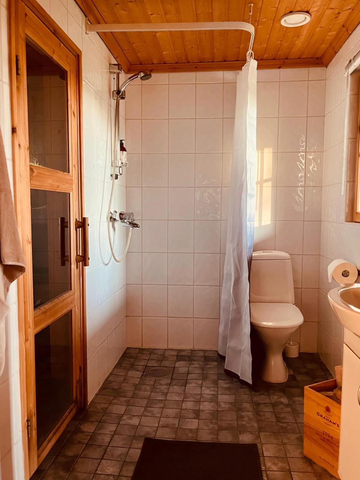Tennihovi Cottage Hosted by Hygge Host