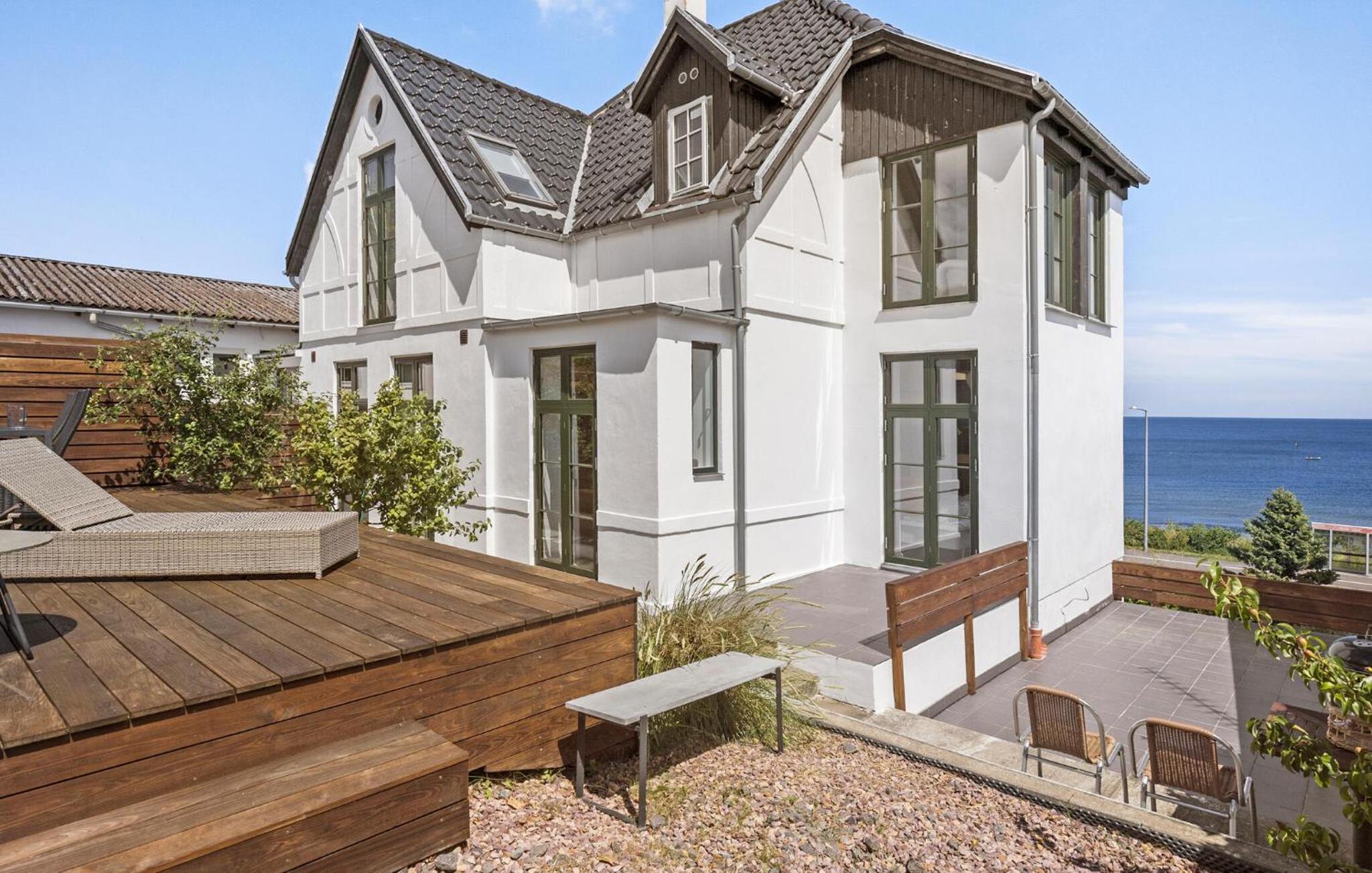 Stunning Home In Allinge With Wifi