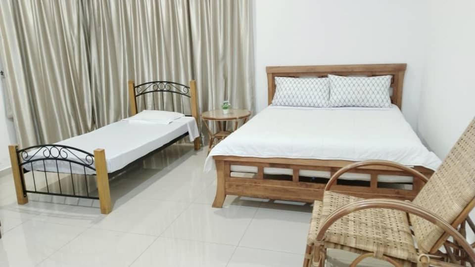 AR HOMESTAY big corner lot