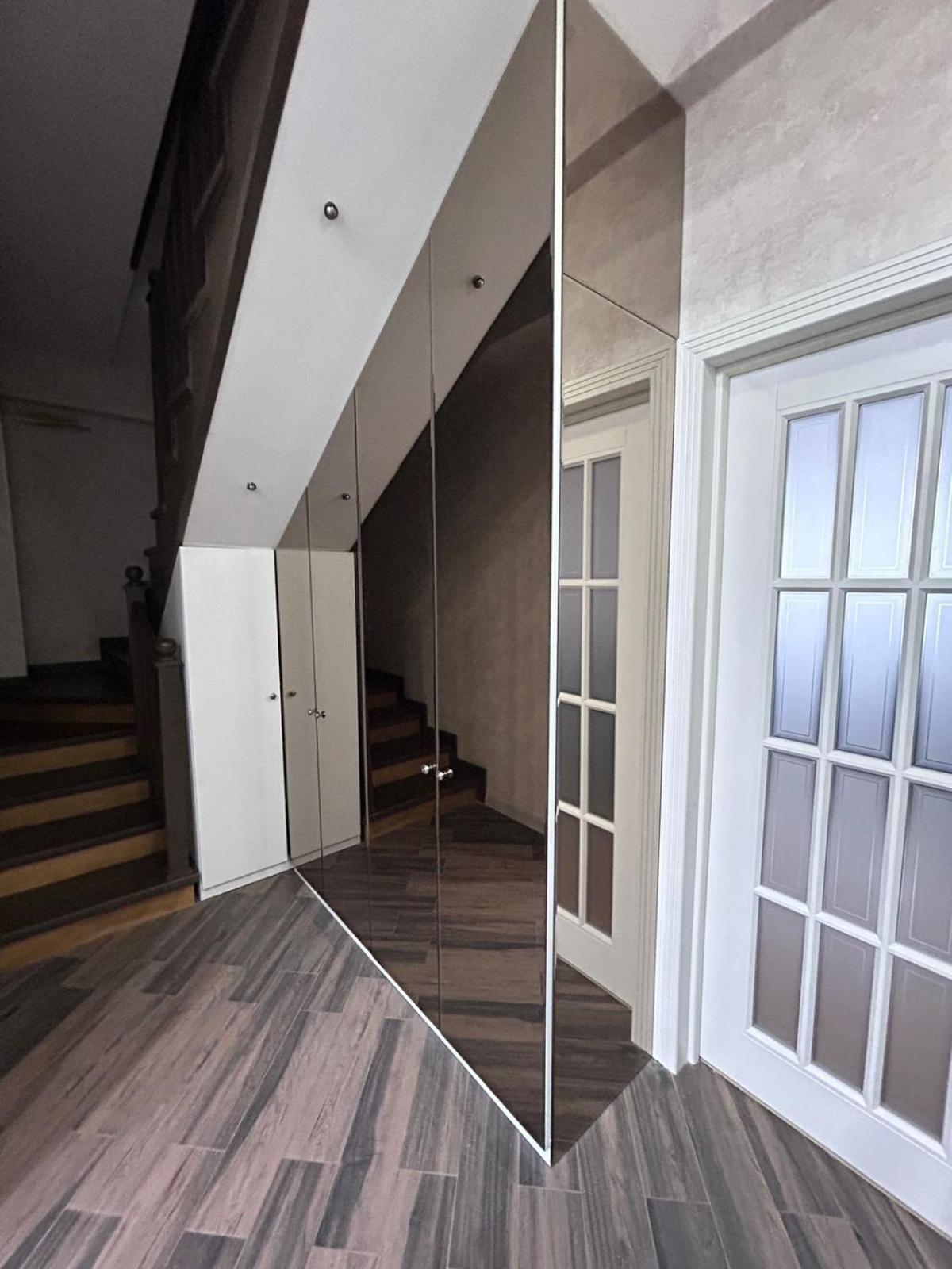 3 floors 4 bedroom seaside apart