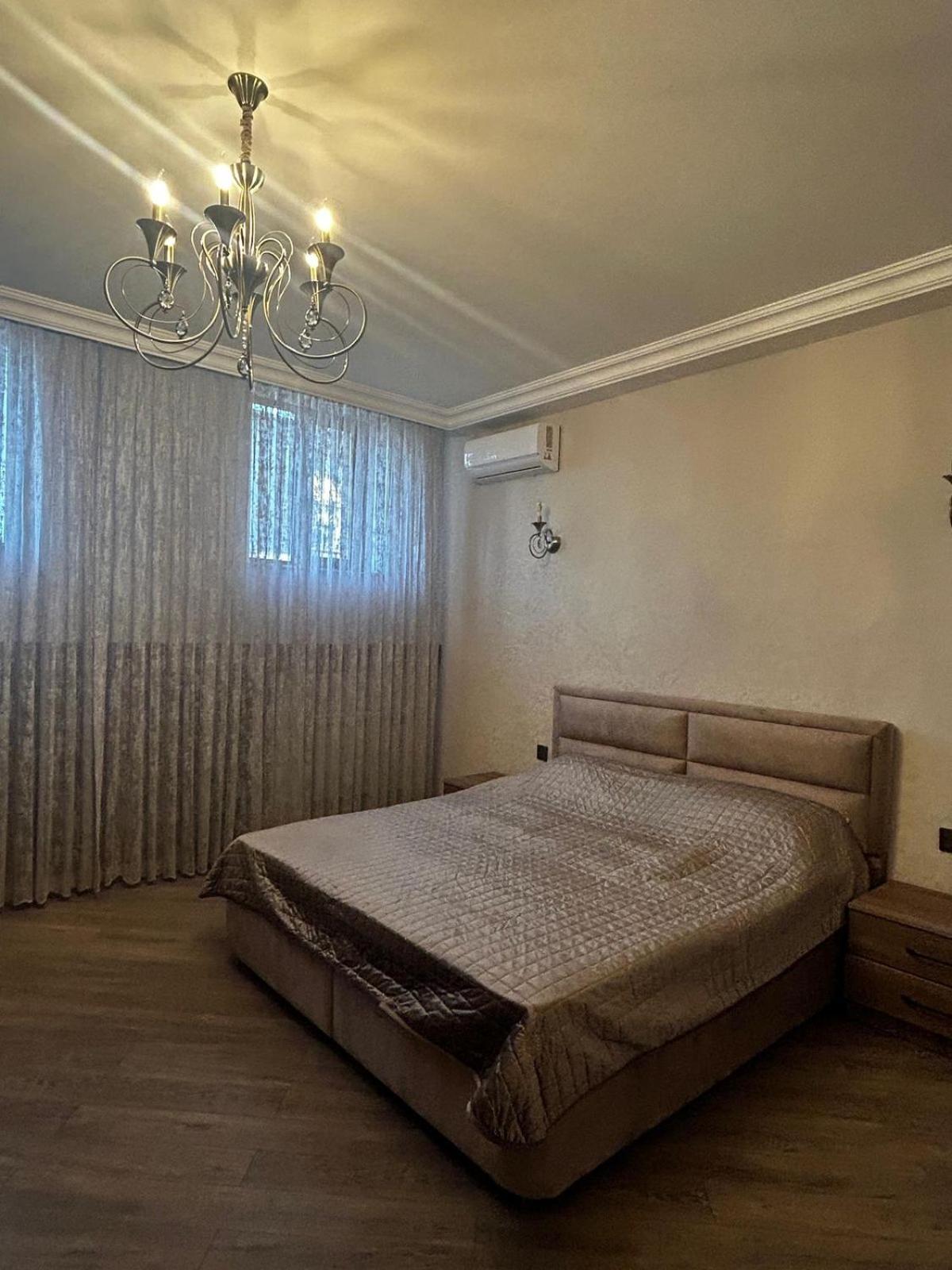 3 floors 4 bedroom seaside apart