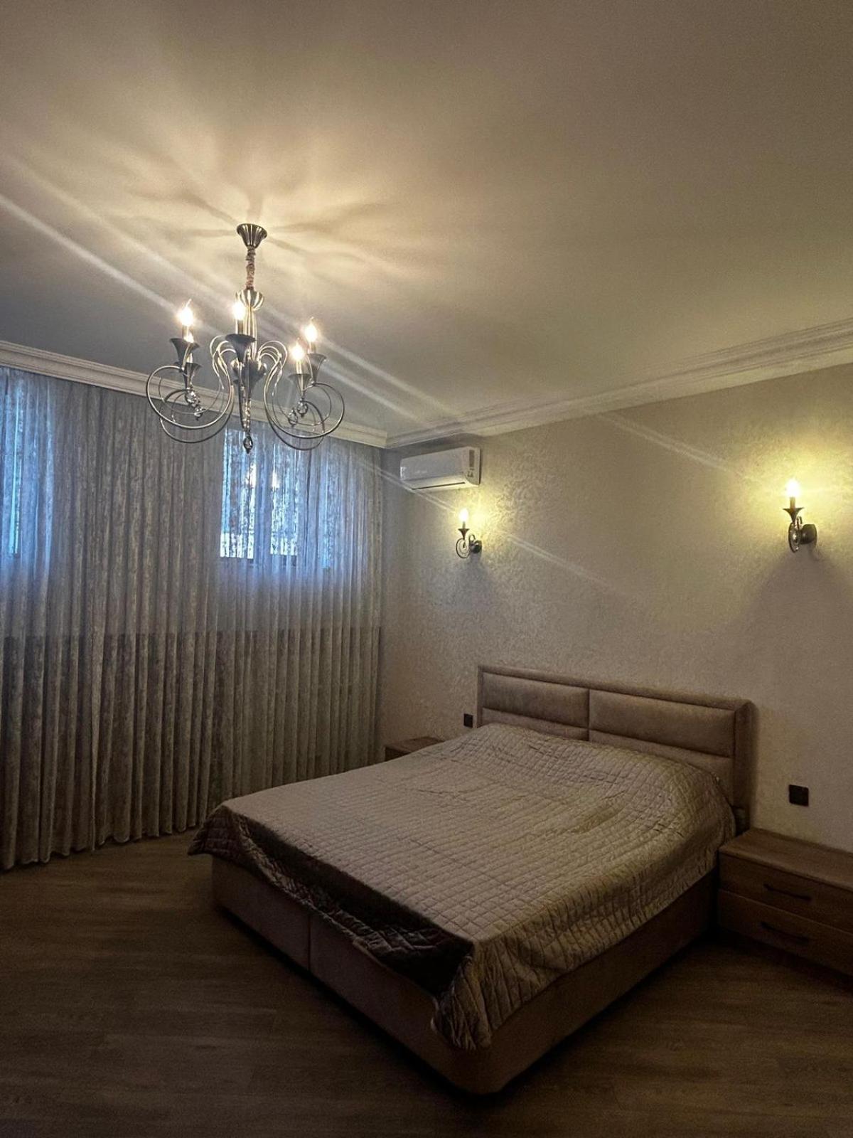 3 floors 4 bedroom seaside apart