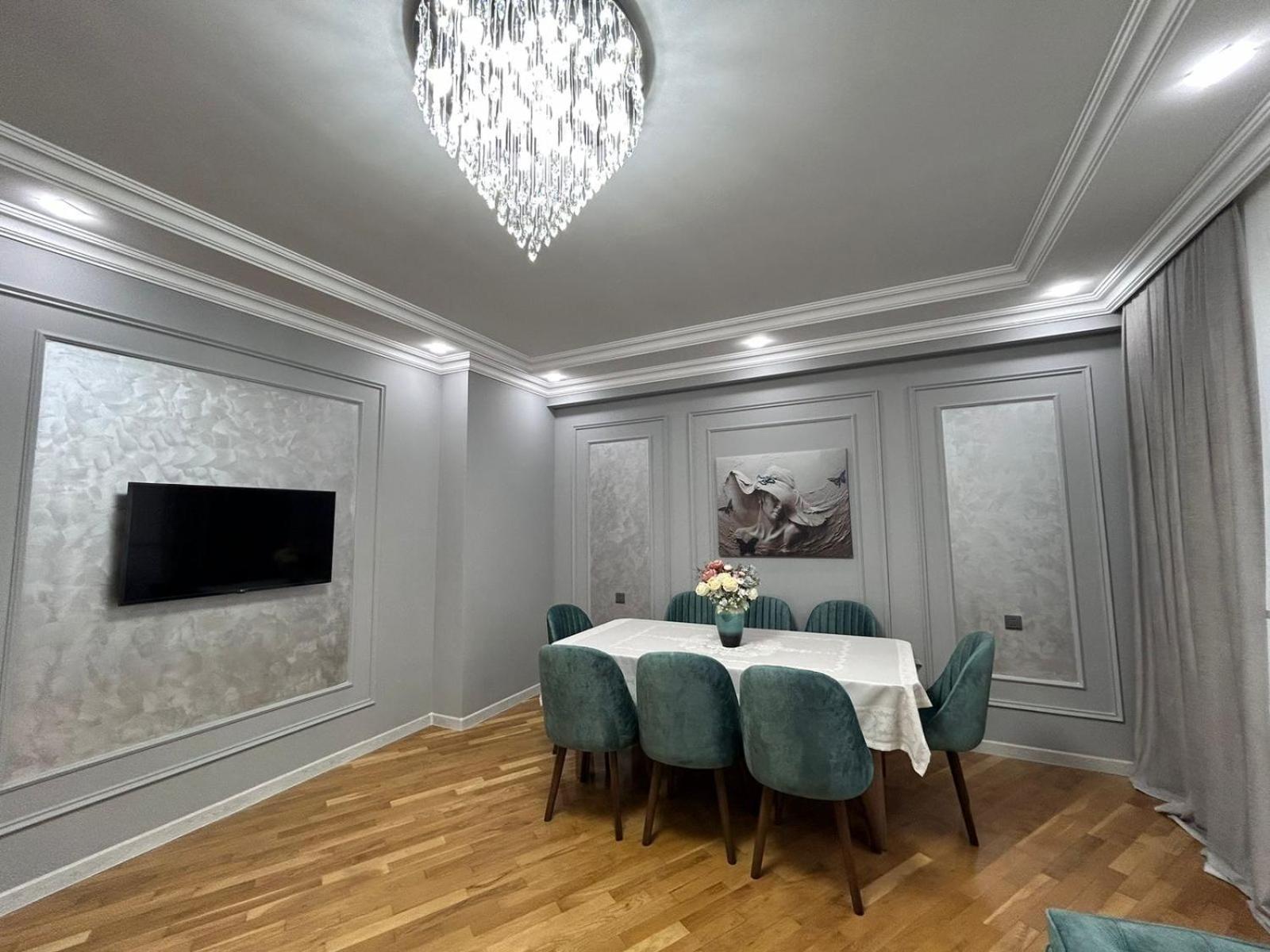 3 floors 4 bedroom seaside apart