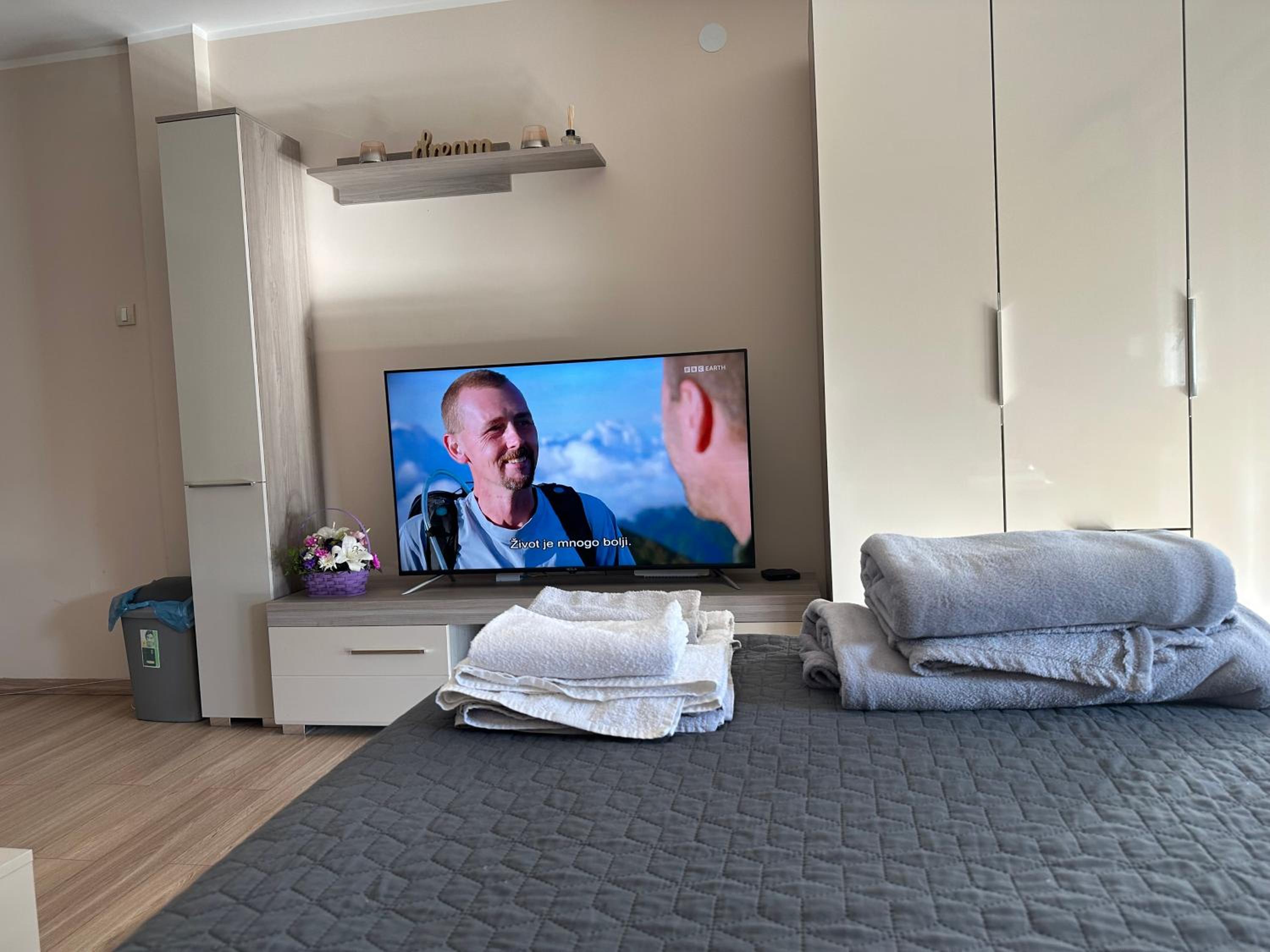 Freedom apartment
