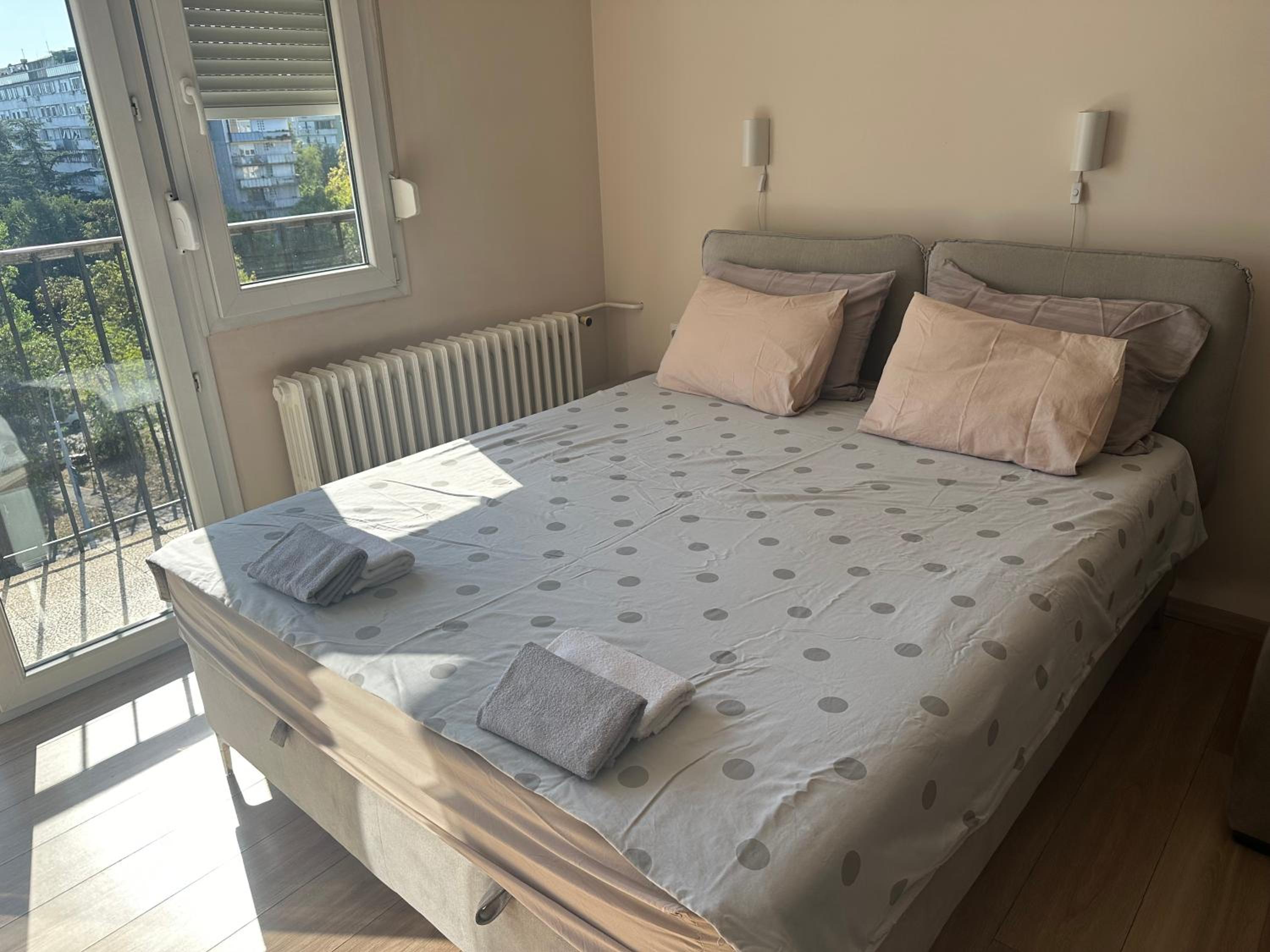 Freedom apartment