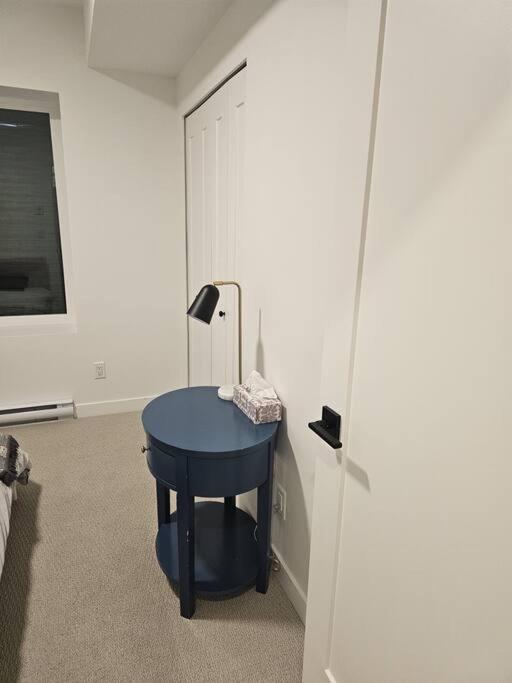 Brand new suite in langley close to everything