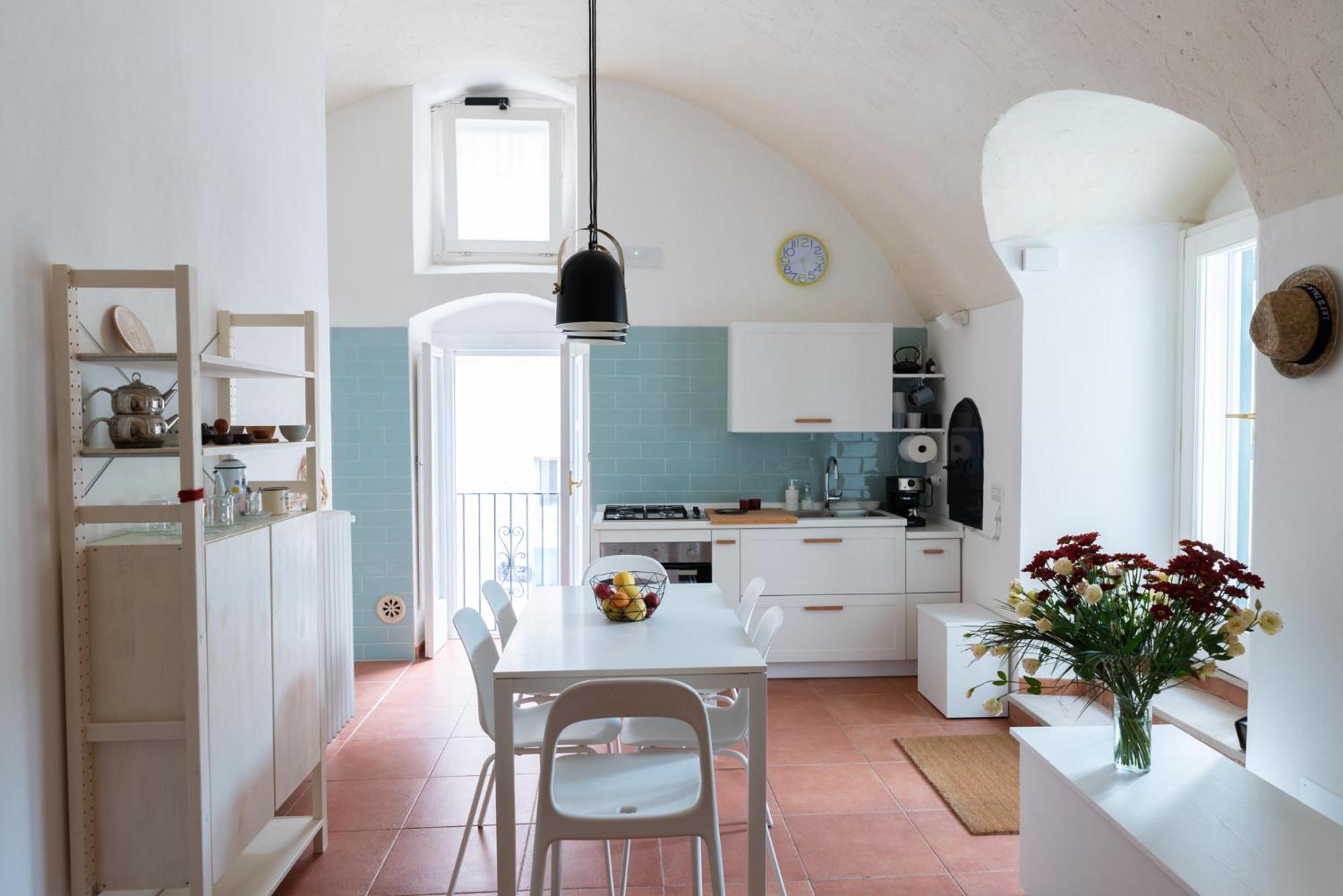 Al Sasso en Matera — kitchen